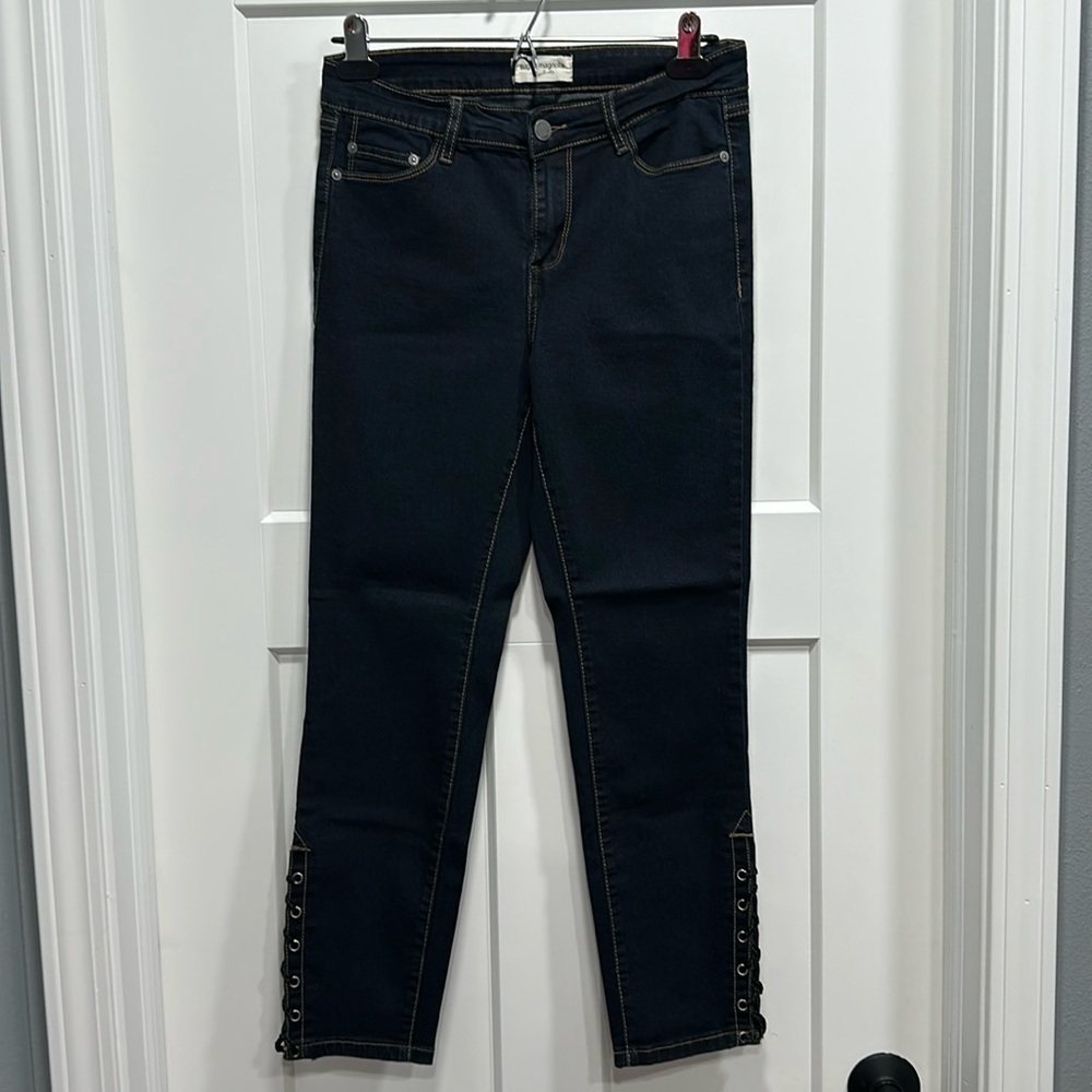 Dark Wash Cropped With Lace-Up Size 6 - Picture 2 of 8